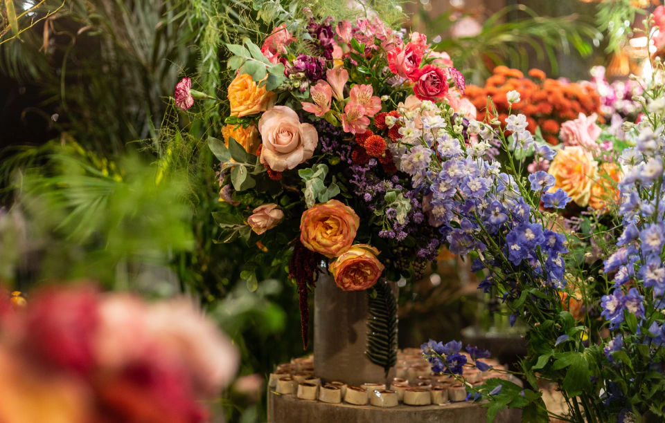 flowers in event decoration